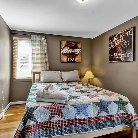 Gorgeous 2 Queen Bedroom Apt In North Buffalo With 70 Inch Tv Extérieur photo